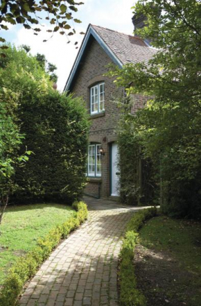Hotels in Lower Beeding